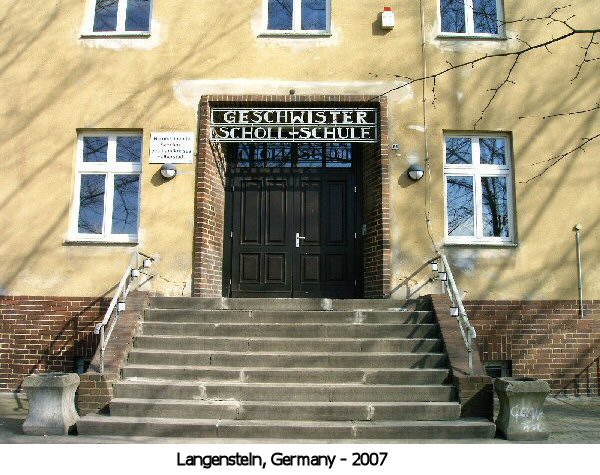 Langenstein survivors being taken to a hospital.